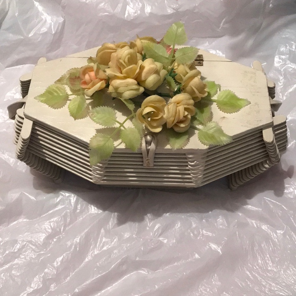Vintage 1960s Handmade Coffinbox Purse.